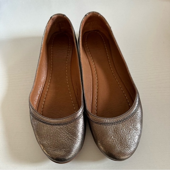 Frye Shoes - Frye Leather Carson Ballet Flats. pewter/metallic leather upper. Women’s 7